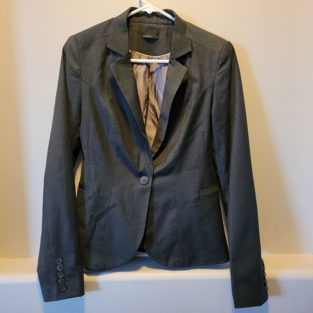 Vero Moda blazer. Size 36. Dark green.